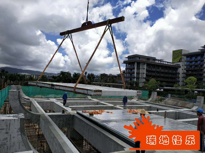 廈門帝景苑施工現(xiàn)場(chǎng)四，瑞地格樂亞克力游泳池